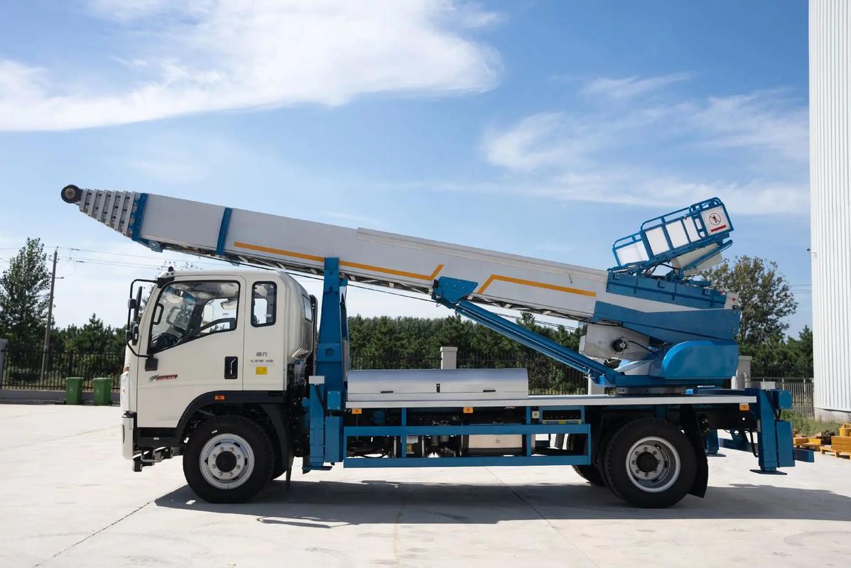 咸丰云梯上料车租赁费用